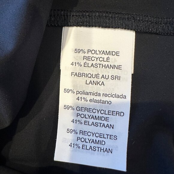 Vuori Long Sleeve Crush Rashguard Black Women’s S Performance Swim Surf Top - Picture 10 of 10